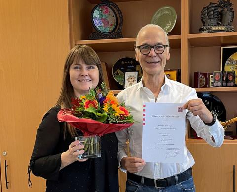 Prof. Dr. Michaela Zilling und Prof. Dr. Robert Schleip